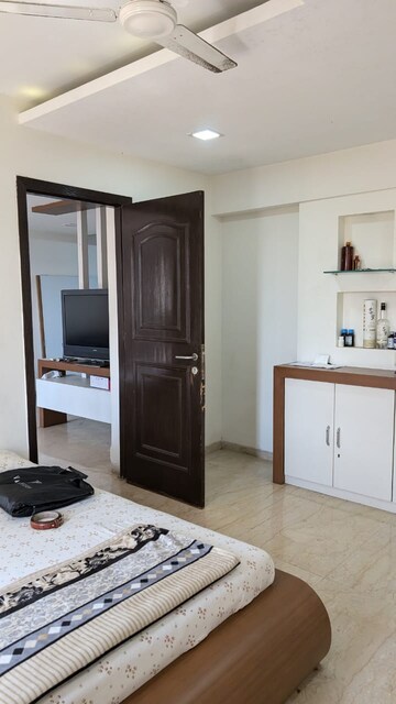 Living Room in 3 BHK Apartment at Kukreja Golf Scappe, Chembur – for Rent