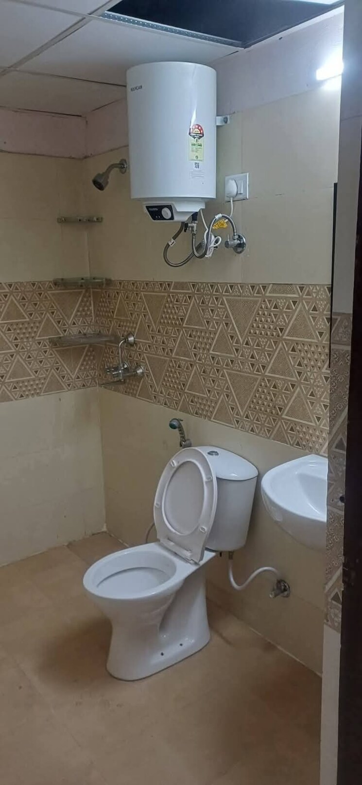 Bathroom, conscient-heritage-max 3 Bedroom 1942 Sq.Ft. Apartment In Sector 102 Gurgaon 8042915