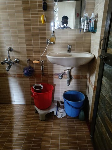 Master Bedroom in 1 BHK Apartment at Vihang Shantivan, Majiwada – for Sale