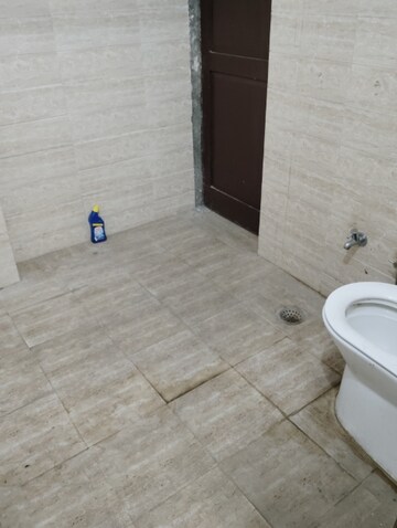 Bathroom in 3 BHK Builder Floor at Sector 16 – for Rent