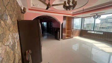 Room in 4 BHK Penthouse at The Hare Krishna CGHS, Sector 45 – for Sale