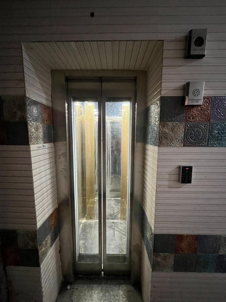 undefined, mayur vihar phase 1 extension 1.5 Bedroom 400 Sq.Ft. Builder Floor In Mayur Vihar Phase 1 Extension Delhi 8042993