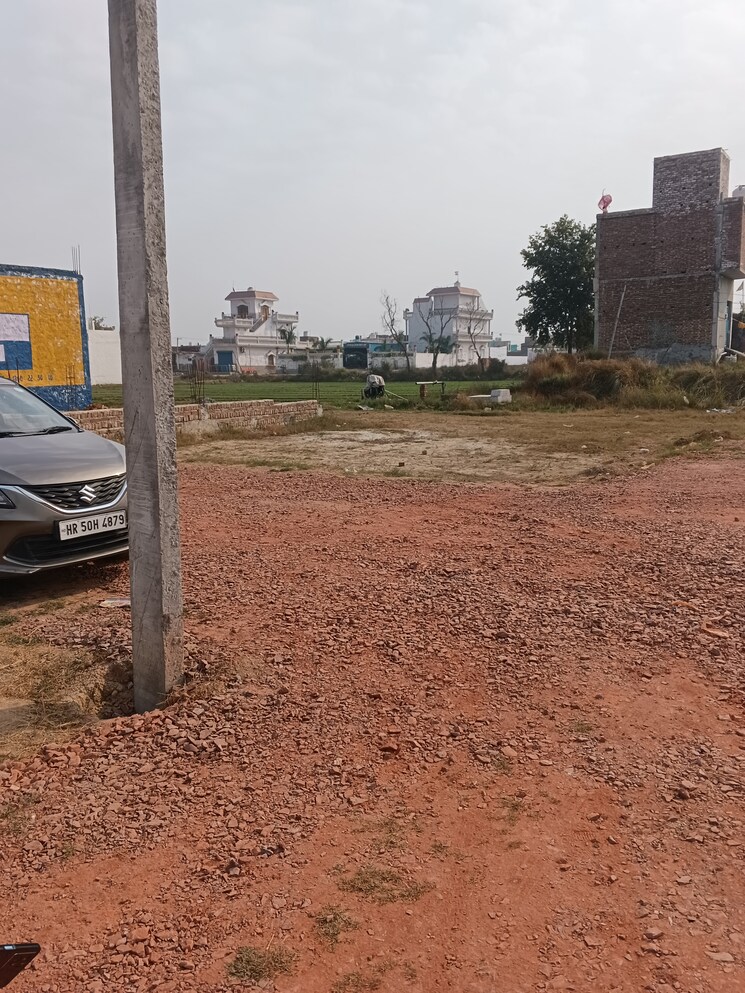 undefined, sikri  151 Sq.Yd. Plot In Sikri Faridabad 8043004