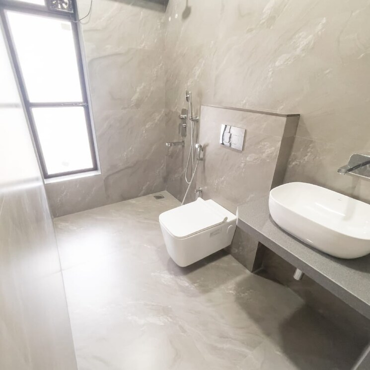 Bathroom, tricity-natraj 3 Bedroom 1108 Sq.Ft. Apartment In Malad West Mumbai 8043017
