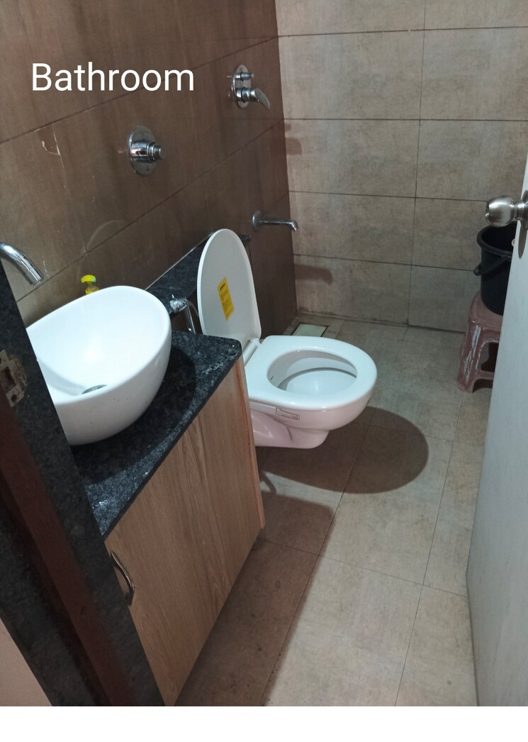 Bathroom, a-shridhar-kaveri-sangam 3 Bedroom 1560 Sq.Ft. Apartment In Shilaj Ahmedabad 8043060