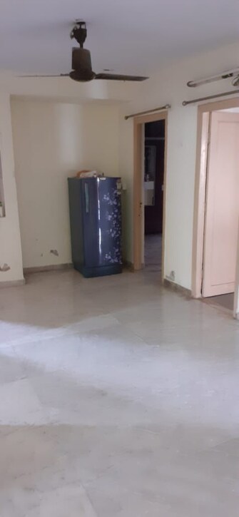 2 BHK Apartment For Rent in Satellite Ahmedabad  8043038