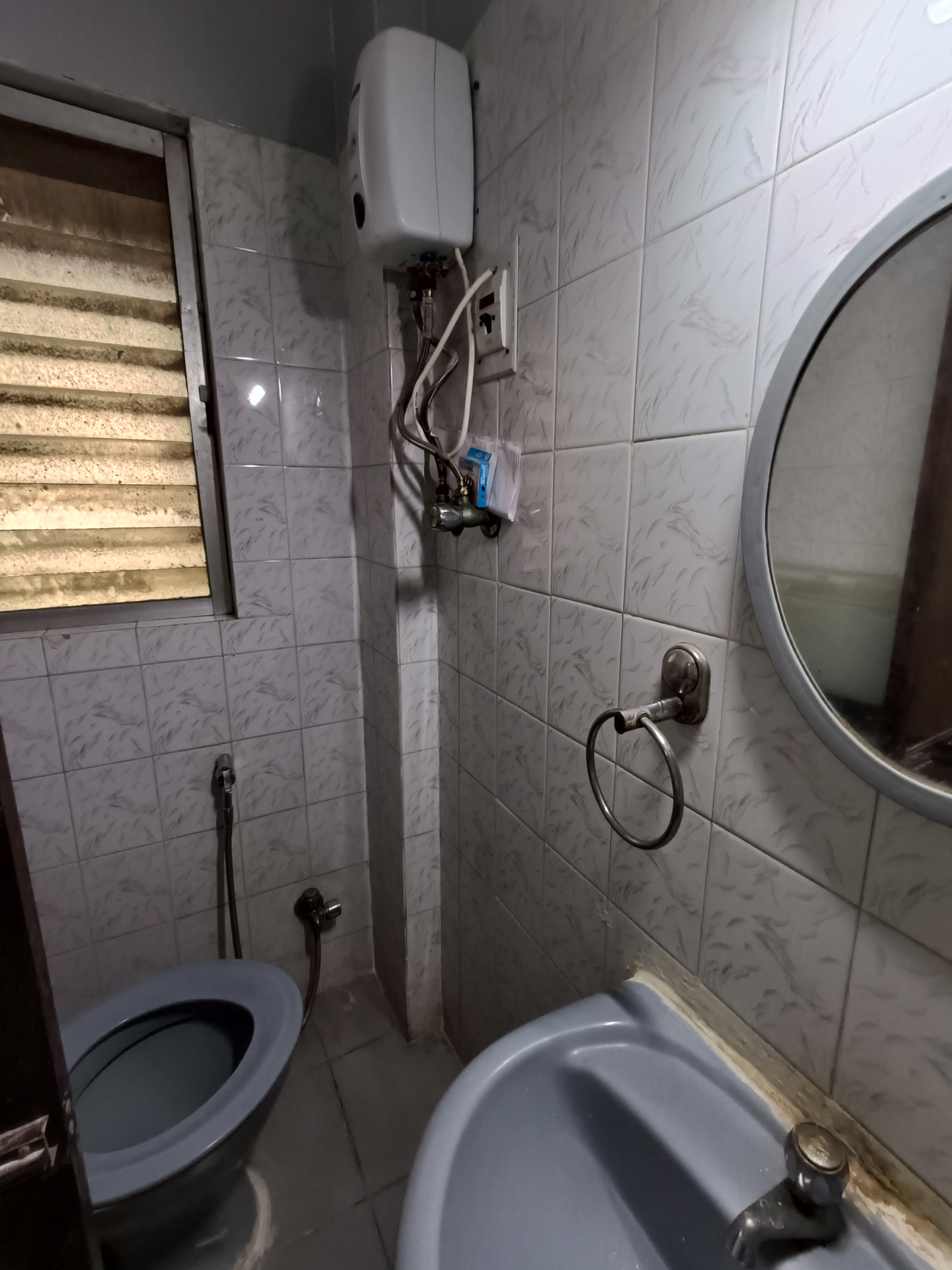 2 BHK + Pooja Room 860 Sq.Ft. Apartment in Kshitij CHS