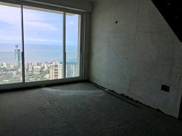 Room in 4 BHK Apartment at Raheja Imperia, Worli – for Sale