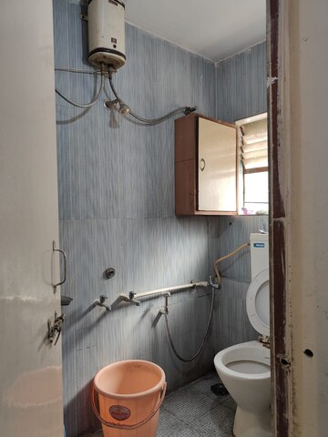 Bathroom in 1 BHK Apartment at Karve Nagar – for Rent