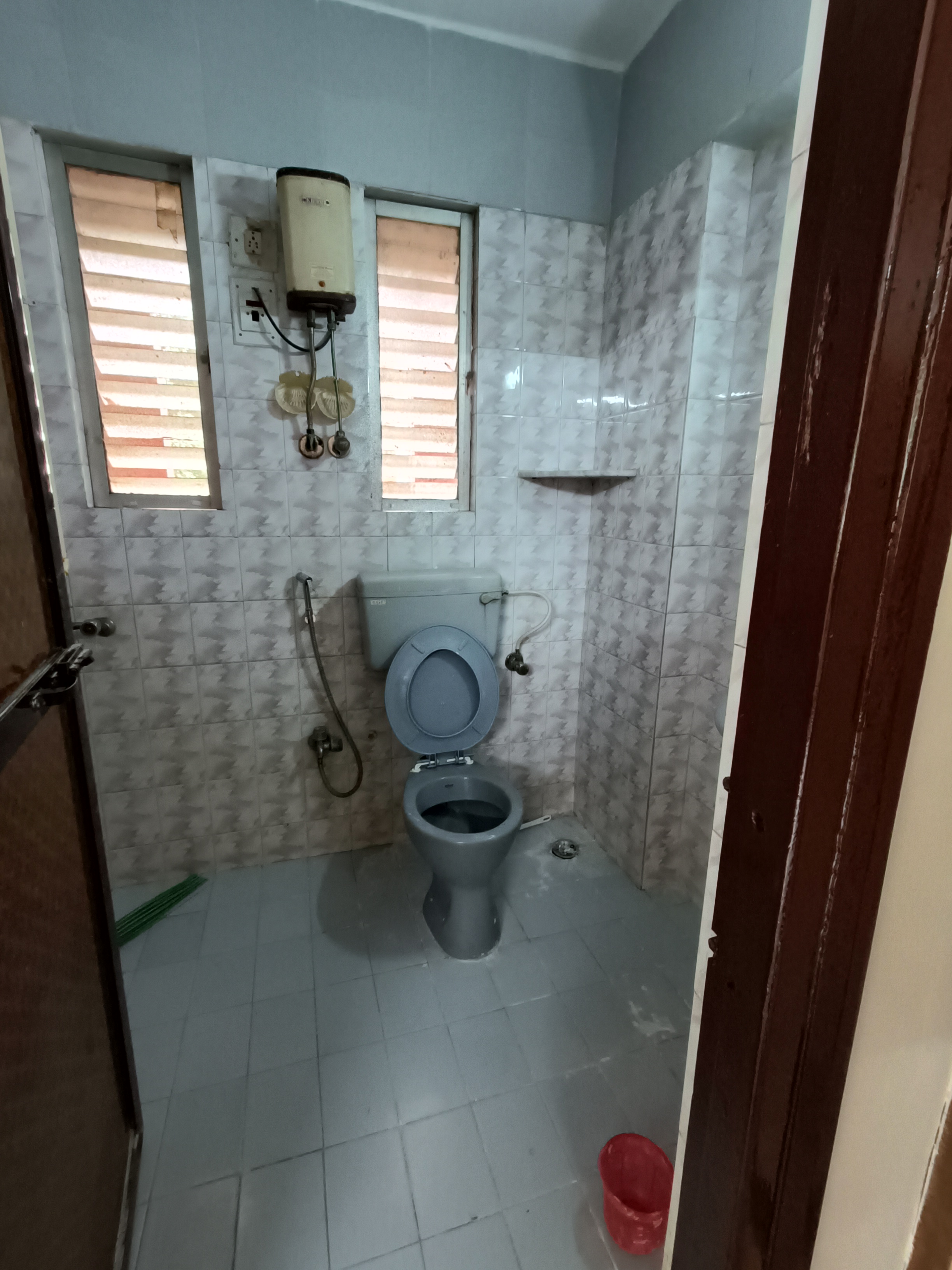 2 BHK + Pooja Room Apartment For Sale in Dheeraj Valley