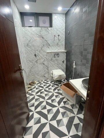 Bathroom in 4 BHK Builder Floor at TDI The Retreat, Sector 89 – for Rent