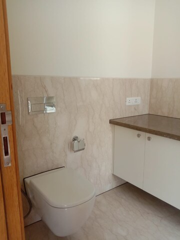 Attached Bathroom in 4 BHK Apartment at Safdarjung Development Area – for Sale