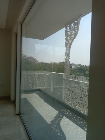 Balcony in 4 BHK Apartment at Safdarjung Development Area – for Sale