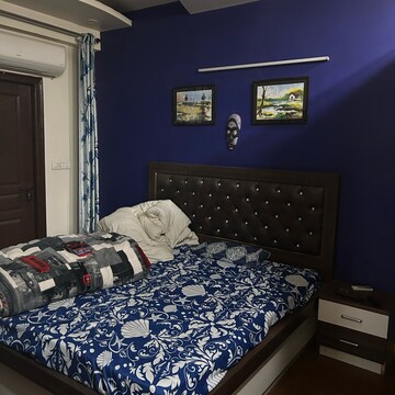 Bedroom in 3 BHK Apartment at TDI City Kingsbury, Sector 61 – for Rent