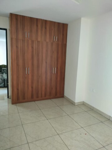 Room in 3.5 BHK Independent House at Sector 21 – for Rent