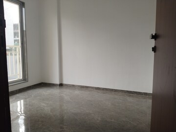 Room in 1 BHK Apartment at SM Pearl, Taloja Sector 23 – for Rent