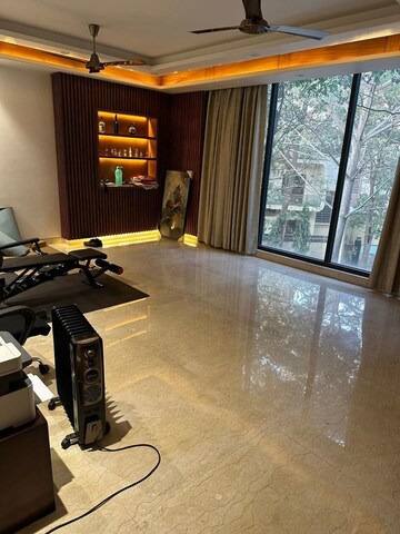 Master Bedroom in 3 BHK Builder Floor at Ansal Plaza Sector-23, Sector 23 – for Rent