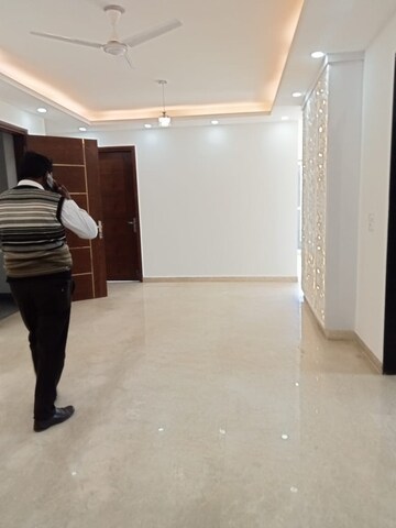 Building Lobby in 3 BHK Apartment at Nehru Enclave – for Sale