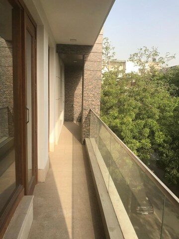 Balcony in 3 BHK Apartment at Defence Colony – for Rent