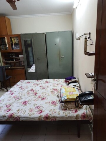 Bedroom in 4 BHK Apartment at Panchpakhadi Jewel, Panch Pakhadi – for Sale