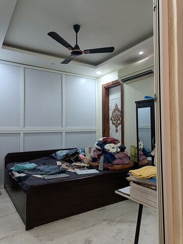 Master Bedroom in 2 BHK Villa at Sector 70 – for Rent