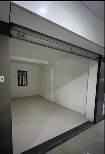 Commercial Shop 122 Sq.Ft. For Rent in Vesu Surat  8043479