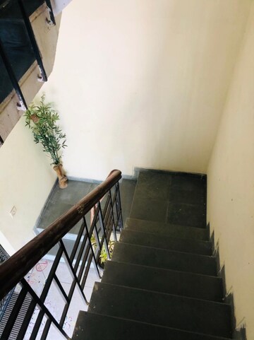 Staircase in 3 BHK Builder Floor at Unitech South City II, Sector 50 – for Rent