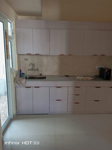 2.5 BHK Apartment For Rent in Omaxe Waterscapes, Gomti Nagar
