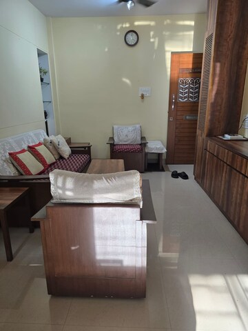 Living Room in 2 BHK Apartment at Andheri West – for Rent