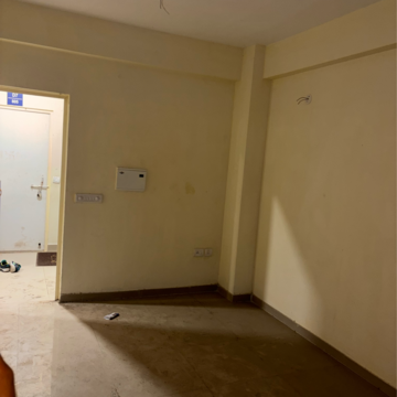 Room in 3 BHK Apartment at Conscient Habitat Residences, Faridpur – for Rent