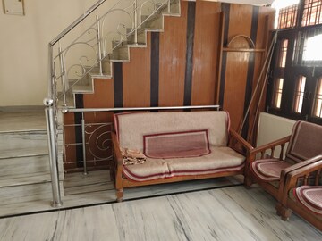 Furnished Amenities in 2 BHK Builder Floor at Sector 46 – for Rent