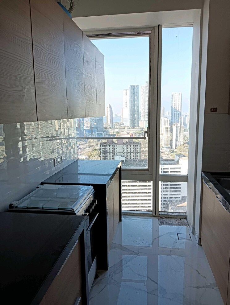 Kitchen, indiabulls-blu 3 Bedroom 1395 Sq.Ft. Apartment In Worli Mumbai 8043573
