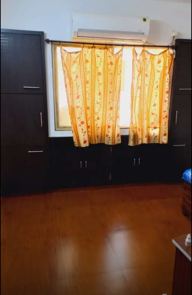 Room, pal 2 Bedroom 750 Sq.Ft. Apartment In Pal Surat 8043668