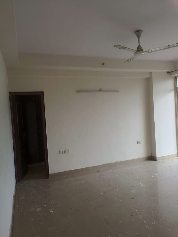 Room, amrapali-silicon-city 2 Bedroom 1180 Sq.Ft. Apartment In Sector 76 Noida 8043669