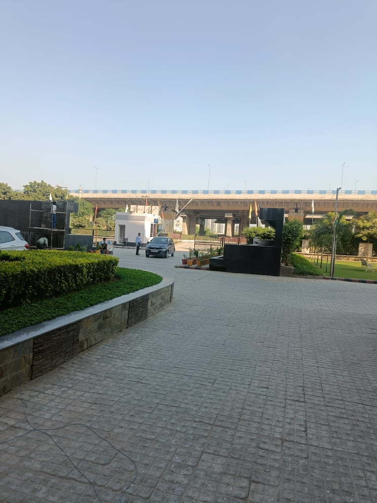 Swimming Pool, cosmos-express-99 3 Bedroom 1550 Sq.Ft. Apartment In Sector 99 Gurgaon 8043683