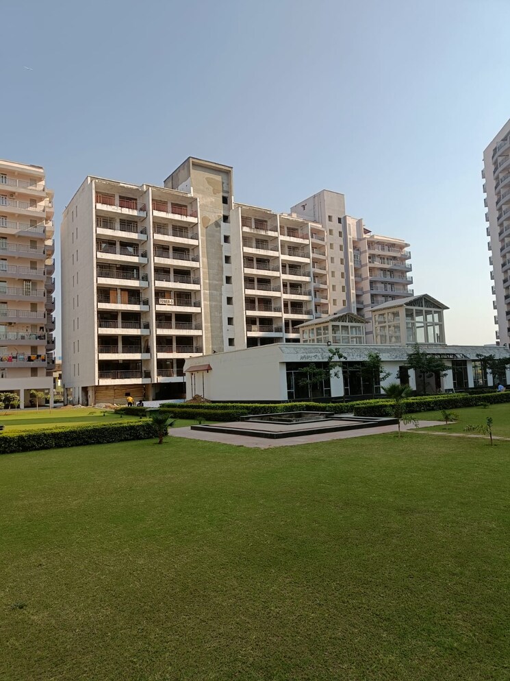 Master Bedroom, cosmos-express-99 3 Bedroom 1550 Sq.Ft. Apartment In Sector 99 Gurgaon 8043692