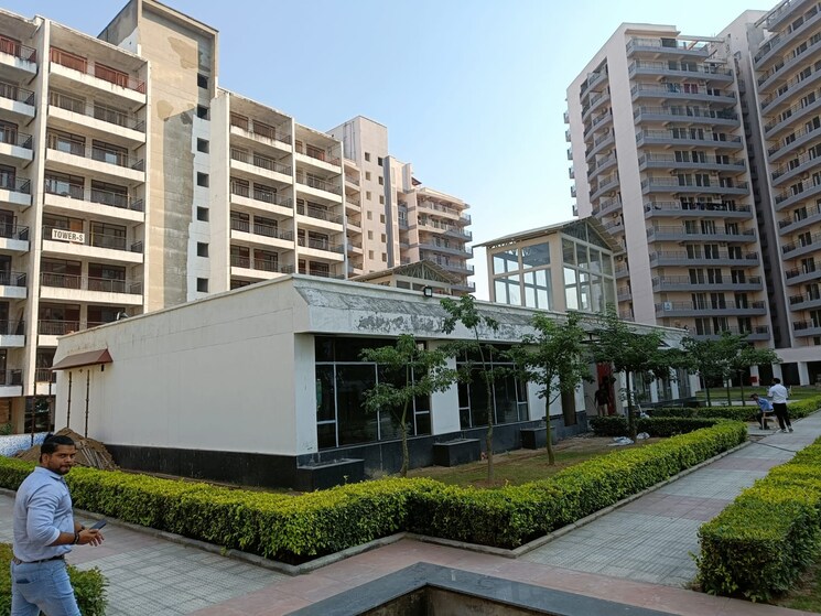 Exterior View, cosmos-express-99 3 Bedroom 1550 Sq.Ft. Apartment In Sector 99 Gurgaon 8043704