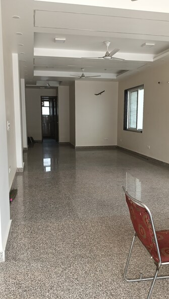 Commercial Shop 700 Sq.Ft. For Rent in Kalkaji Delhi  8043757