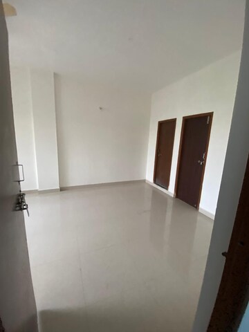 Room in 3 BHK Independent House at Besa – for Rent