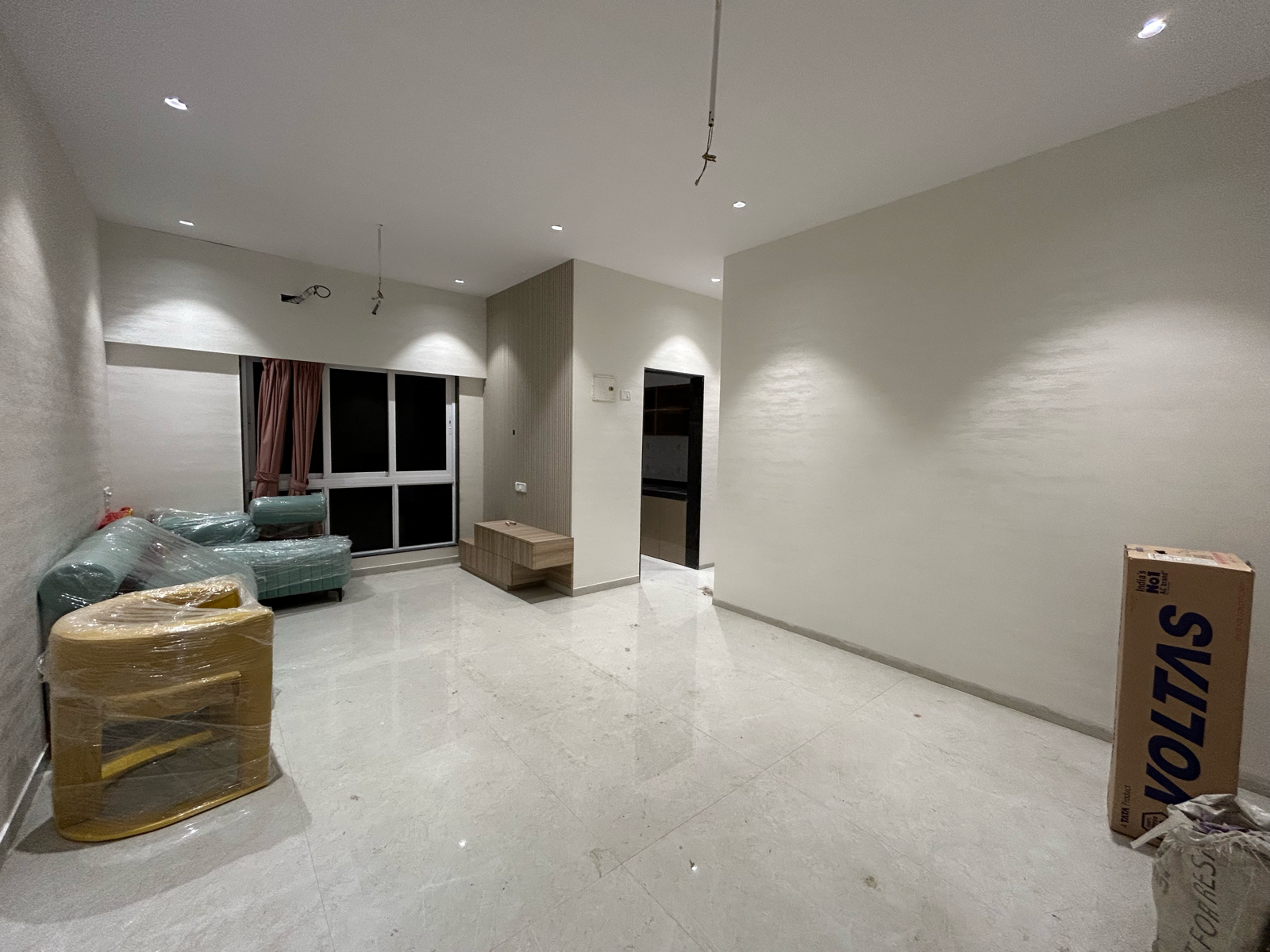 2 BHK Apartment For Sale in Shreeji Solitaire Kandivali