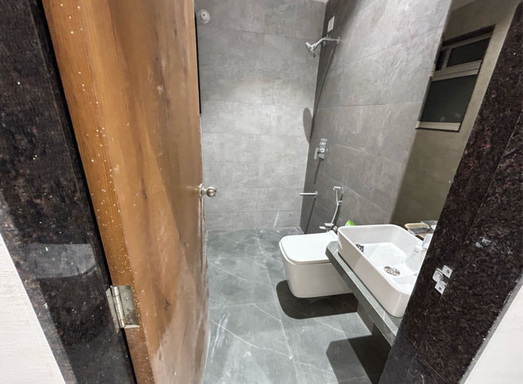 Bathroom, shreeji-solitaire-kandivali 2 Bedroom 566 Sq.Ft. Apartment In Sahyadri Nagar Mumbai 8043787