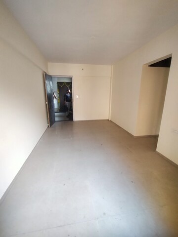 Room in 1.5 BHK Apartment at Laxmi Avenue D Global City Ph-1, Virar West – for Sale
