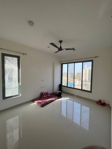 Room in 3 BHK Apartment at Kalpataru Jade Residences, Baner – for Rent