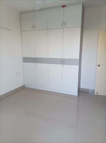 Room in 2 BHK Apartment at Zara Rossa, Sector 112 – for Rent