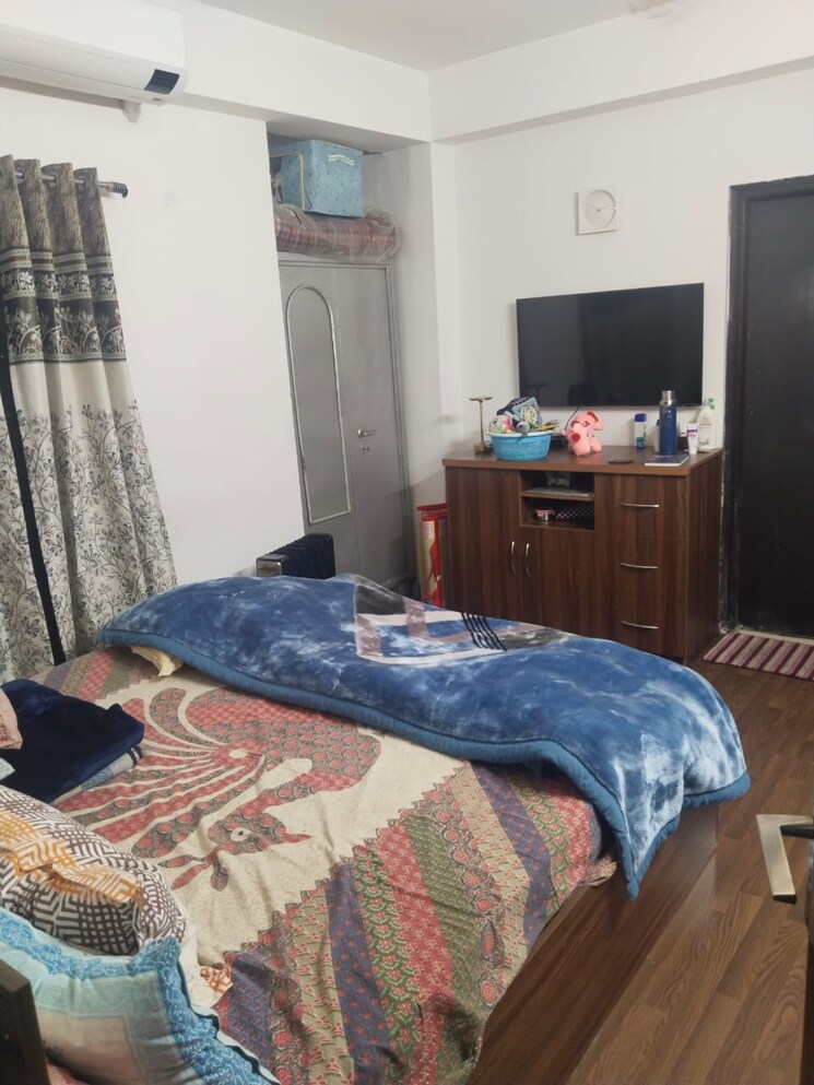 Bedroom, prateek-laurel 2 Bedroom 913 Sq.Ft. Apartment In Sector 120 Noida 8043828