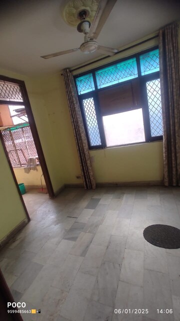 Room in 2 BHK Builder Floor at Mehrauli – for Rent