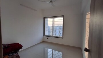 Room in 2 BHK Apartment at Camelot Society, Viman Nagar – for Rent