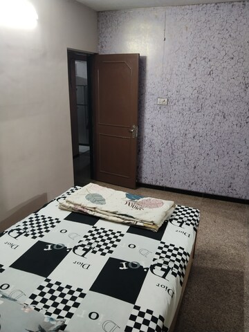 Room in  Pg at Poonam Nagar – for Rent