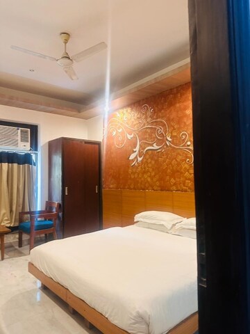 Bedroom in 4 BHK Builder Floor at Sector 15 ii – for Rent