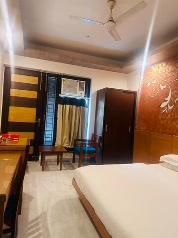 Bedroom in 4 BHK Builder Floor at Sector 15 ii – for Rent